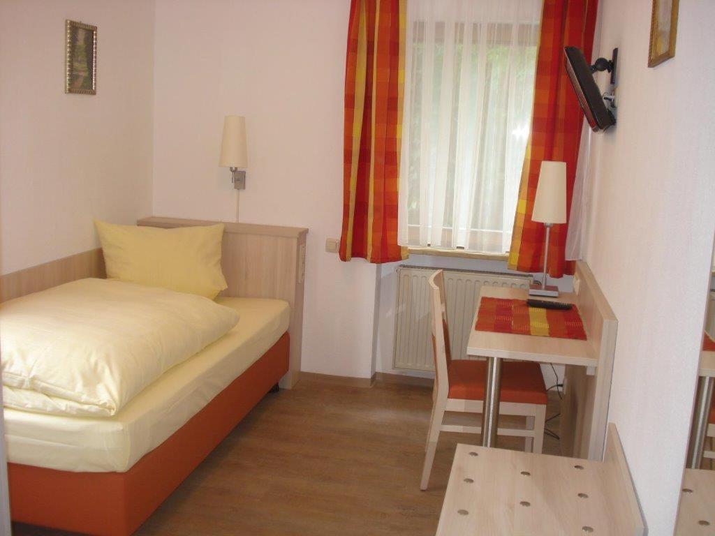 Hotel-Gasthof Bub Zirndorf Bilik gambar